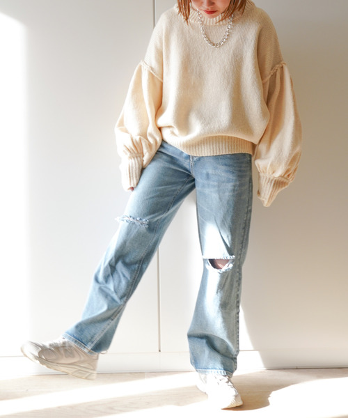 VENCEEXCHANGE（ヴァンスエクスチェンジ）の「【WEB限定】ボリュームドルマンスリーブクルーネックニット（ニット/セーター・レディース・レッド/オフホワイト/ブルー/グリーン・FREE）」の13枚目の写真