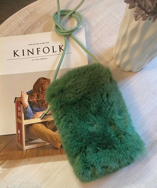 CORNERS（コーナーズ）の「ファーミニショルダーバッグ（ショルダーバッグ・レディース・ブラック/オレンジ/グリーン/アイボリー/モカ/ラベンダー・FREE）」の4枚目の写真