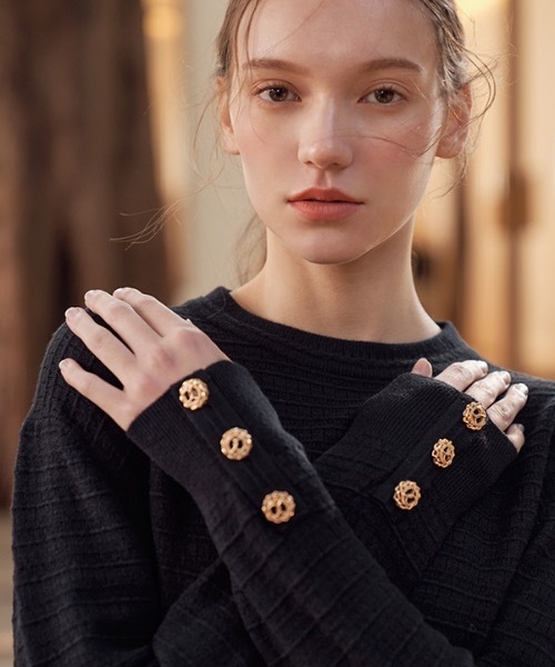 deBURN（デバーン）の「【deBURN 】ゴールドボタン ラウンドニット / gold button round_KN（ニット/セーター・レディース・ライトグレー/カーキ/ブラウン/ブラック/ライトベージュ・FREE）」の20枚目の写真