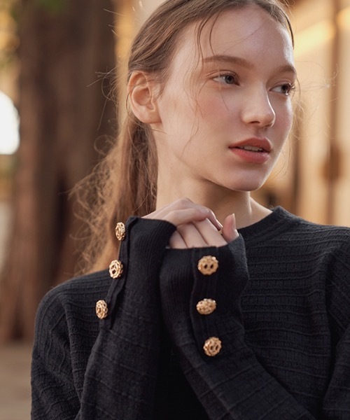 deBURN（デバーン）の「【deBURN 】ゴールドボタン ラウンドニット / gold button round_KN（ニット/セーター・レディース・ライトグレー/カーキ/ブラウン/ブラック/ライトベージュ・FREE）」の21枚目の写真