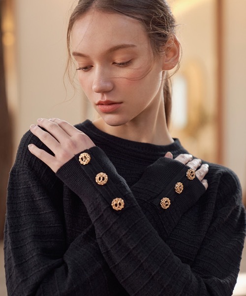 deBURN（デバーン）の「【deBURN 】ゴールドボタン ラウンドニット / gold button round_KN（ニット/セーター・レディース・ライトグレー/カーキ/ブラウン/ブラック/ライトベージュ・FREE）」の22枚目の写真