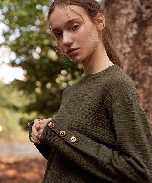 deBURN（デバーン）の「【deBURN 】ゴールドボタン ラウンドニット / gold button round_KN（ニット/セーター・レディース・ライトグレー/カーキ/ブラウン/ブラック/ライトベージュ・FREE）」の12枚目の写真