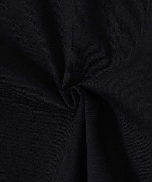 VETEMENTS（ヴェトモン）の「VETEMENTS / ヴェトモン：LOGO LABEL T-SHIRT：UE52TR120[RIP]（Tシャツ/カットソー・メンズ・ブラック×ホワイト/ホワイト×ピンク・S/M/XS）」の9枚目の写真