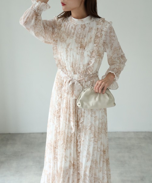 tocco closet（トッコ　クローゼット）の「【ZOZO限定】りぼん付きフリル装飾トワルドジュイプリントプリーツワンピース（ワンピース・レディース・ネイビー/レッド/ベージュ/ライトブルー・M）」の20枚目の写真