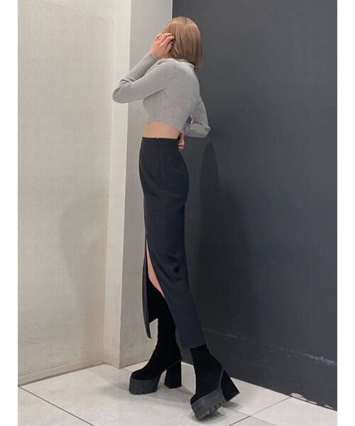 EMODA（エモダ）の「ハイネッククロップニット（ニット/セーター・レディース・ブラック/ブルー/グリーン/アイボリー/グレー・FREE）」の14枚目の写真