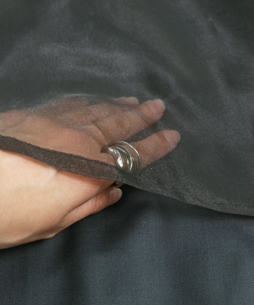 &g'aime（アンジェム）の「【＆g'aime】シアーレイヤードトレンチコート（トレンチコート・レディース・グレイッシュベージュ/チャコール・FREE）」の11枚目の写真