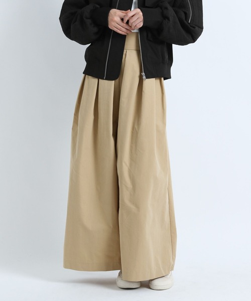 eL（エル）の「【eL】Wide Tuck Pants/273478（その他パンツ・レディース・ブラック/ベージュ・FREE）」の4枚目の写真