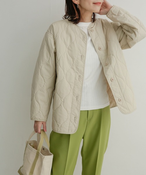 URBAN RESEARCH DOORS(アーバンリサーチドアーズ)の「コットンキルトジャケット(ダウンジャケット/コート・レディース・ライトベージュ/ネイビー/カーキ・1)」の4枚目の写真