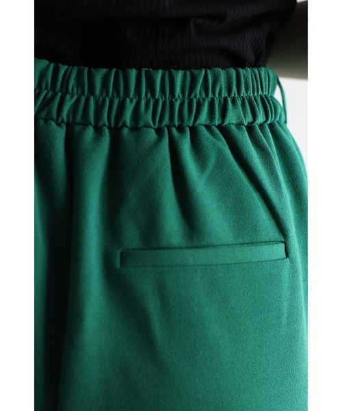 Bonjour Sagan(ボンジュールサガン)の「バックゴムセンタープレスパンツ(スラックス・レディース・ブラック/ベージュ/ブルー/グリーン・M/L)」の7枚目の写真