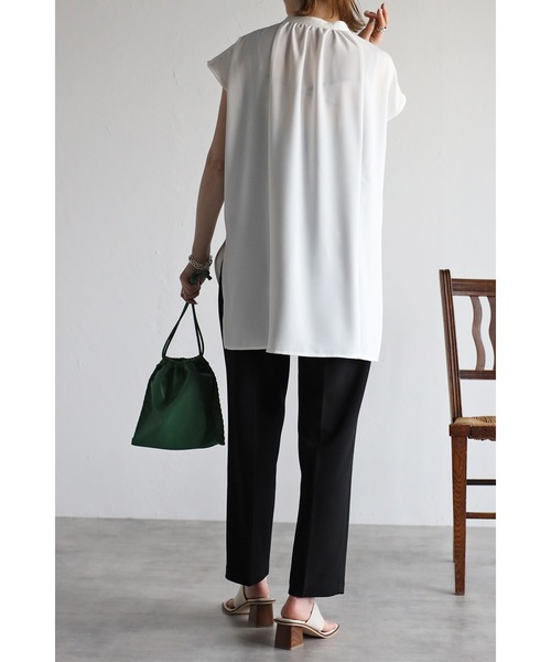 Bonjour Sagan(ボンジュールサガン)の「バックゴムセンタープレスパンツ(スラックス・レディース・ブラック/ベージュ/ブルー/グリーン・M/L)」の5枚目の写真