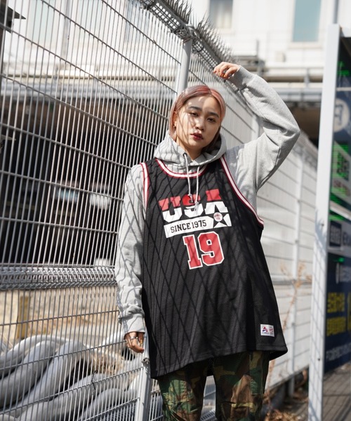 AVIREX（アヴィレックス）の「【直営店限定】MESH BASCKETBALL TANKTOP/ メッシュバスケットボールタンクトップ（タンクトップ・レディース・ホワイト/ネイビー/ブラック・FREE）」の13枚目の写真