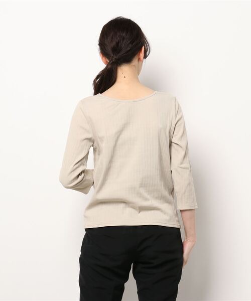 Te chichi TERRASSE（テチチテラス）の「テレコスクエア2WAYトップス（Tシャツ/カットソー・レディース・ブラック/ベージュ/オフホワイト・ﾌﾘ-）」の5枚目の写真