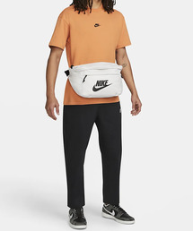 【廃盤品 美品】 入手困難 NIKE ナイキ ボディバッグ 10L ロゴ 完売品 廃盤品 美品】 入手困難 NIKE ナイキ ボディバッグ 10L ロゴ 完売品