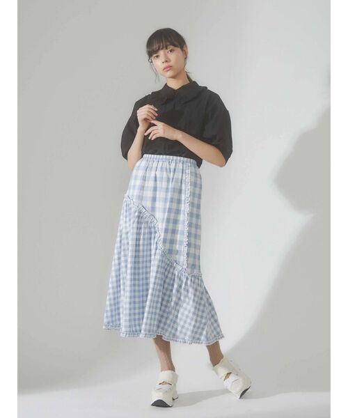 merry jenny（メリージェニー）の「flowerテープフリルカラーブラウス（シャツ/ブラウス・レディース・ブラック/ライトブルー/オフホワイト・FREE）」の4枚目の写真