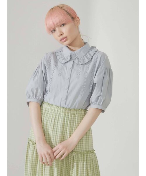 merry jenny（メリージェニー）の「flowerテープフリルカラーブラウス（シャツ/ブラウス・レディース・ブラック/ライトブルー/オフホワイト・FREE）」の18枚目の写真