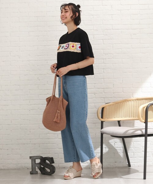 Cutie Blonde(キューティーブロンド)の「◆クロシェモチーフTシャツ(Tシャツ/カットソー・レディース・オレンジ/ブラック/オリーブ/オフホワイト・00)」の17枚目の写真