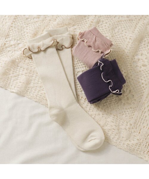 apres les cours（アプレレクール）の「メローフリルハイソックス【フォーマル対応】（ソックス/靴下・キッズ・ネイビー/オフホワイト/ピンク・12/15 /18/21）」の4枚目の写真