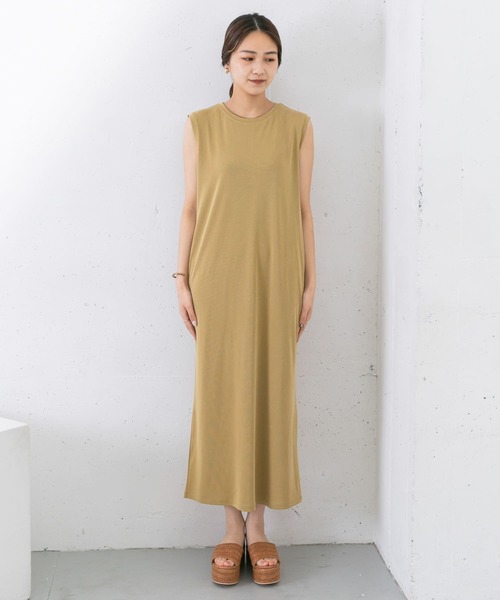 KBF（ケイビーエフ）の「ノースリーブカットワンピース（ワンピース・レディース・チャコールグレー/ブラウン/ブルー/マスタード・ONE）」の13枚目の写真
