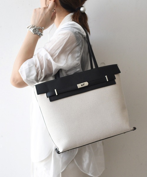 styiro（スタイロ）の「軽量ビジネスバッグ / ベルト金具 A4トートバッグ / 再入荷（ビジネスバッグ・レディース・ブラック/ブルー/ブラウン系その他/アイボリー/オリーブ/ネイビー/キャメル/ライトグレー/グレー系その他/ブラック系その他/パープル系その他/ベージュ系・FREE）」の3枚目の写真