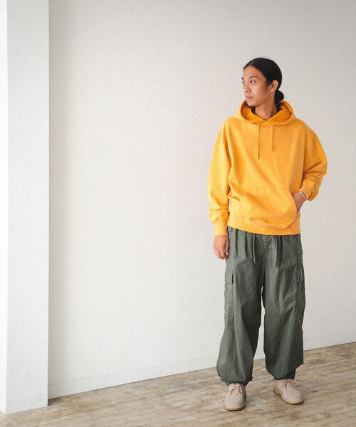 BEAMS（ビームス）の「BEAMS / フェード ルーズ パーカー（パーカー・メンズ・イエロー/パープル/グリーン・S/M/L/XL）」の4枚目の写真