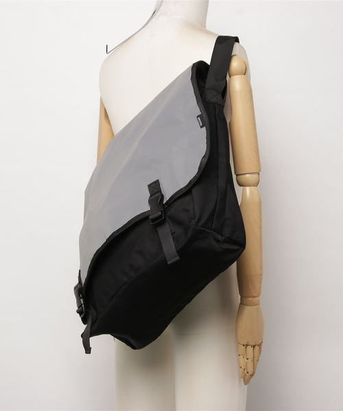 PACKING】パッキングREFLECTIVE MESSENGER BAG