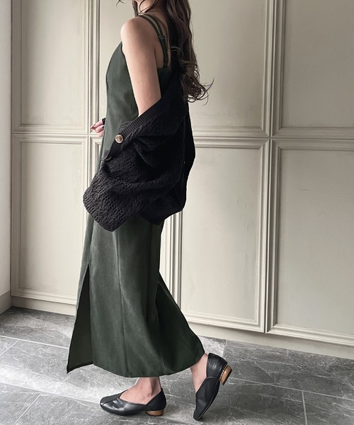 JUNOAH（ジュノア）の「ピーチスキンIラインキャミワンピース（ワンピース・レディース・ブラック/ダークグリーン/ピンクベージュ/ベージュ/ブルーグレー/カーキ/ブラウン・MEDIUM/LARGE/X-LARGE/SMALL）」の17枚目の写真