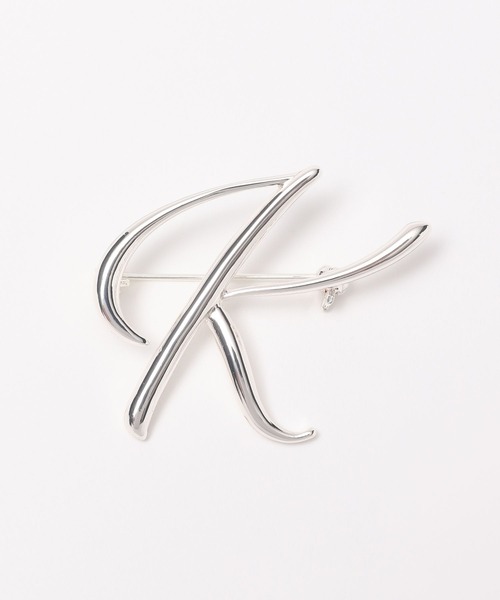 A part by（アパートバイ）の「イニシャルブローチ　163470（ブローチ/コサージュ・レディース・ホワイト/オフホワイト/ホワイト系その他2/ホワイト系その他3/ホワイト系その他4/ホワイト系その他5・FREE）」の12枚目の写真