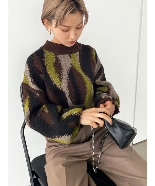 EMODA（エモダ）の「アップネックボリュームスリーブニット（ニット/セーター・レディース・ブラック/レッド/その他1/その他・FREE）」の5枚目の写真