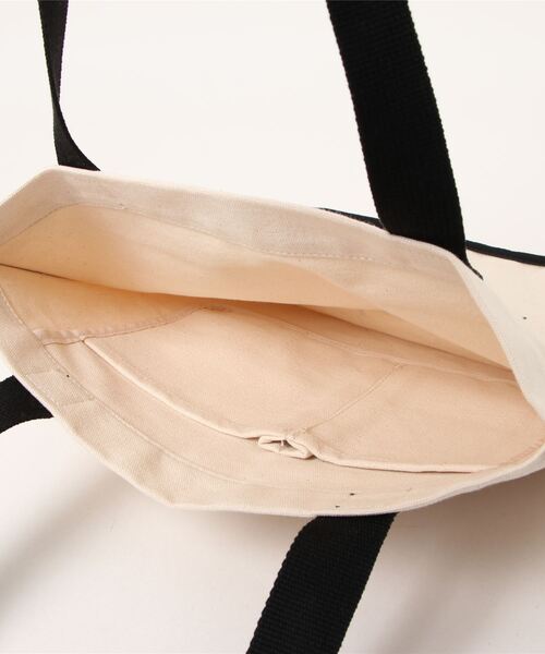 Champion（チャンピオン）の「チャンピオン　イメルダ　トートバッグ　63494（トートバッグ・レディース・オフホワイト/チャコールグレー/グレー系その他・FREE）」の7枚目の写真