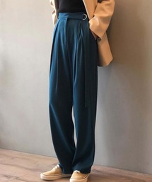 タックベルト付きパンツ