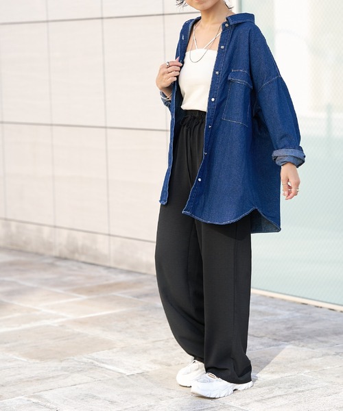 COLONY 2139（コロニートゥーワンスリーナイン）の「デニムシャツ（シャツ/ブラウス・レディース・ネイビー/ブルー・FREE）」の7枚目の写真