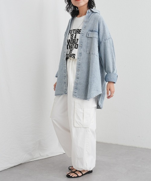 COLONY 2139（コロニートゥーワンスリーナイン）の「デニムシャツ（シャツ/ブラウス・レディース・ネイビー/ブルー・FREE）」の16枚目の写真