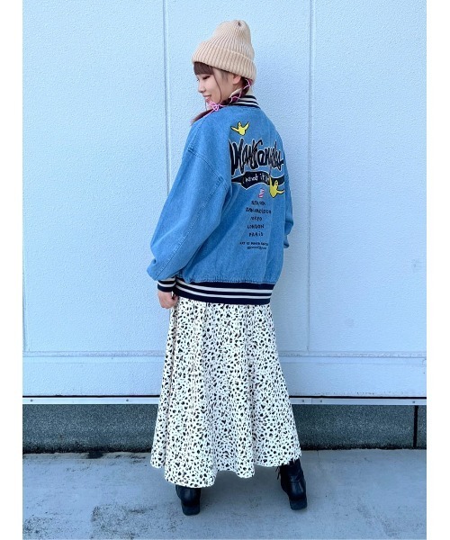 What it isNt）ART BY MARKGONZALES（ワットイットイズント）の
