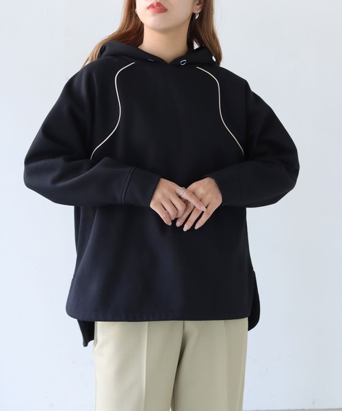 HER CLOSET(ハークローゼット)の「【shemoshelly】裏起毛ウェーブラグランパーカー(パーカー・レディース・ブラウン/アイボリー/ライトカーキ/ブラック・M)」の7枚目の写真