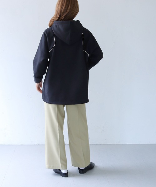 HER CLOSET(ハークローゼット)の「【shemoshelly】裏起毛ウェーブラグランパーカー(パーカー・レディース・ブラウン/アイボリー/ライトカーキ/ブラック・M)」の12枚目の写真