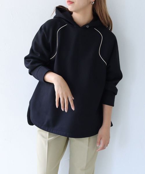 HER CLOSET(ハークローゼット)の「【shemoshelly】裏起毛ウェーブラグランパーカー(パーカー・レディース・ブラウン/アイボリー/ライトカーキ/ブラック・M)」の6枚目の写真