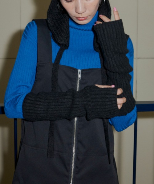 Auntie Rosa Holiday(アンティローザホリデー)の「ブークレリブアームウォーマー(アームカバー・レディース・ブルー/グレー/グリーン/アイボリー/ブラック・FREE)」の10枚目の写真