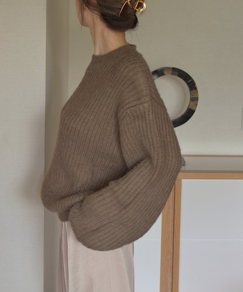 Mela(メラ)の「fluffy knit po(ニット/セーター・レディース・ブラウン/ベビーピンク/マスタード/ブルー・M/S/L)」の8枚目の写真