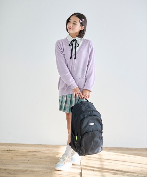 repipi armario(レピピ アルマリオ)の「【repipi armario / レピピアルマリオ】キッズカラーカーディガン ニット セーター Vネック ポケット付き 制服 学校(ニット/セーター・キッズ・ライトイエロー/ブラウン/オフホワイト/サックスブルー/パープル・170/160/150/140)」の14枚目の写真