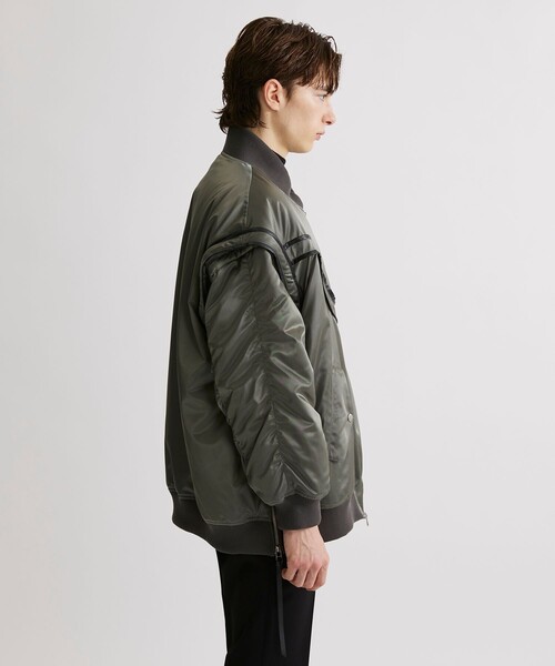 UNITED TOKYO（ユナイテッドトウキョウ）の「2wayウェーブブロッキングオーバーMAー1（MA-1・メンズ・ブラック/グレー・1/2）」の12枚目の写真