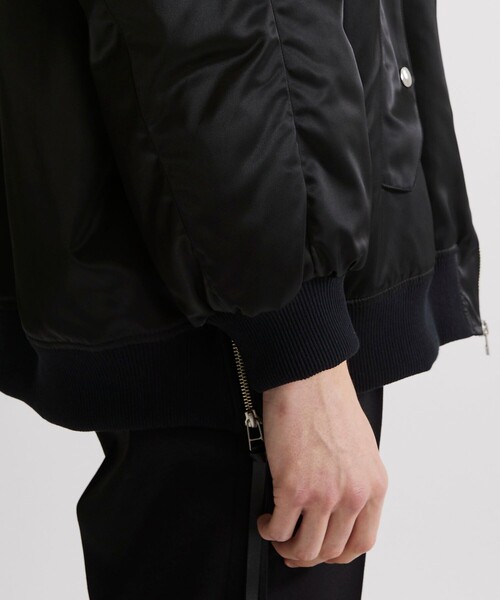 UNITED TOKYO（ユナイテッドトウキョウ）の「2wayウェーブブロッキングオーバーMAー1（MA-1・メンズ・ブラック/グレー・1/2）」の20枚目の写真