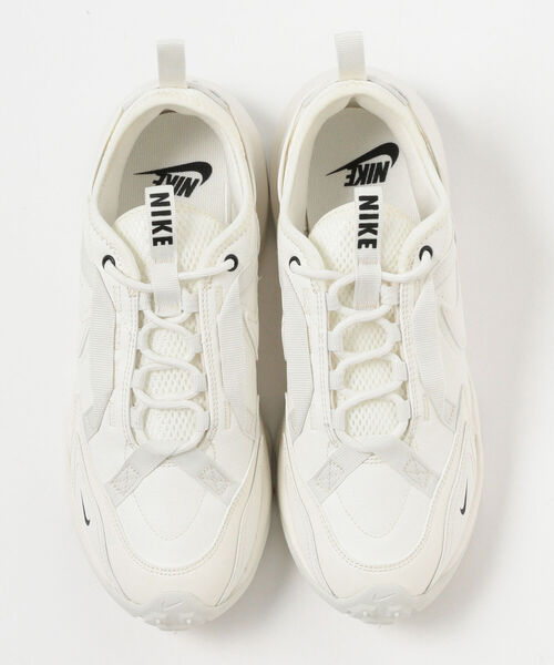 NIKE(ナイキ)の「NIKE / TC7900(スニーカー・レディース・オフホワイト・23.0cm/23.5cm/24.0cm/24.5cm/25.0cm)」の5枚目の写真