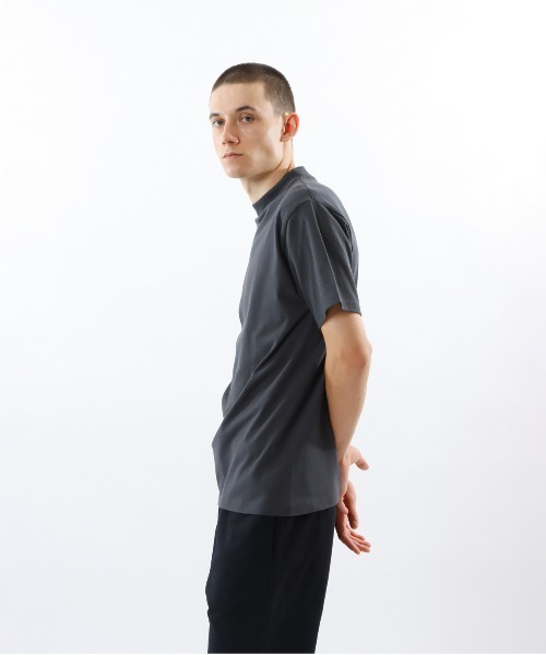 HANES（ヘインズ）の「【Hanes/ヘインズ】メンズ メンズ モックネックTシャツ（Tシャツ/カットソー・メンズ・ホワイト/ブラック/ダークグレー・SMALL/MEDIUM/LARGE/X-LARGE）」の16枚目の写真
