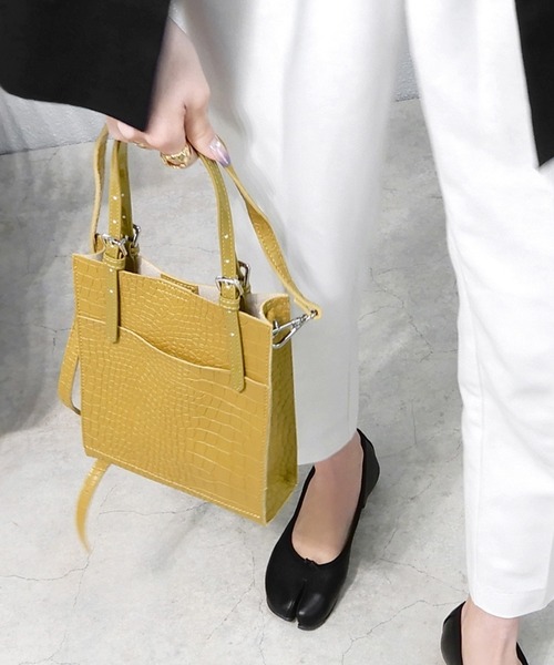 minia（ミニア）の「ベルテッドハンドルミニバッグ（トートバッグ・レディース・イエロー/ピンク/アイボリー/モカ・FREE）」の16枚目の写真