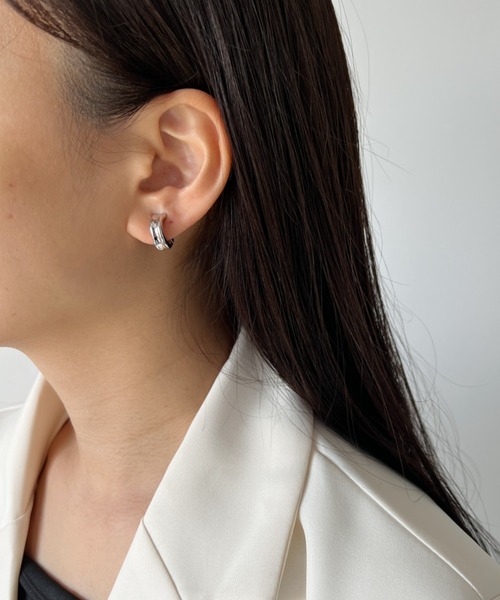 iso(イソ)の「ボリュームフープクリップイヤリング(片耳用)(イヤリング・レディース・ゴールド/シルバー・FREE)」の5枚目の写真