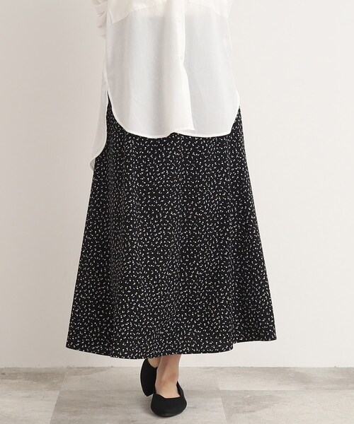 Cutie Blonde（キューティーブロンド）の「◆花柄フレアスカート（スカート・レディース・ベージュ系その他2/ブラック系/ホワイト系その他6/アイボリー系・00）」の14枚目の写真