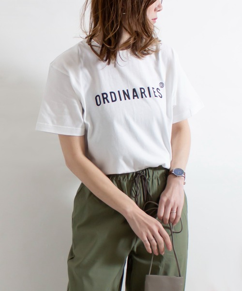 ALL ORDINARIES(オールオーディナリーズ)の「ALL ORDINARIES ストレートロゴT 2023(Tシャツ/カットソー・レディース・ホワイト/サックスブルー/イエロー/ネイビー/スミクロ・XS/S/M/L/XL)」の1枚目の写真
