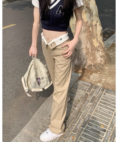 Ada.（エイダ）の「ウエストベルト 折り返し デザインパンツ（その他パンツ・レディース・ベージュ/ダークネイビー・L/M）」の4枚目の写真