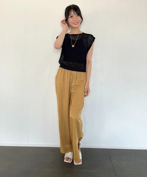 Jewelobe（ジュエローブ）の「グロシービビッドリラックスパンツ（その他パンツ・レディース・ブラック/ブルー/グリーン/パープル/マスタード・FREE）」の7枚目の写真