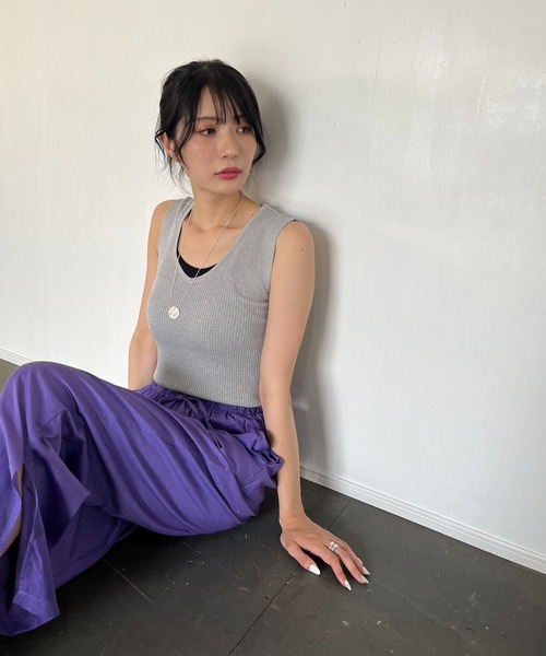 Jewelobe（ジュエローブ）の「グロシービビッドリラックスパンツ（その他パンツ・レディース・ブラック/ブルー/グリーン/パープル/マスタード・FREE）」の14枚目の写真
